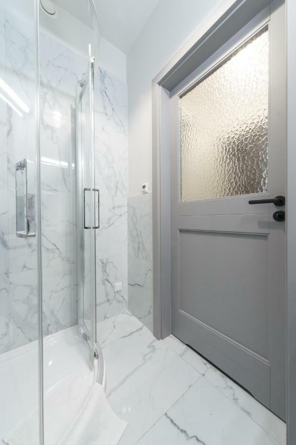 M4 Main Square Studio Краков Экстерьер фото