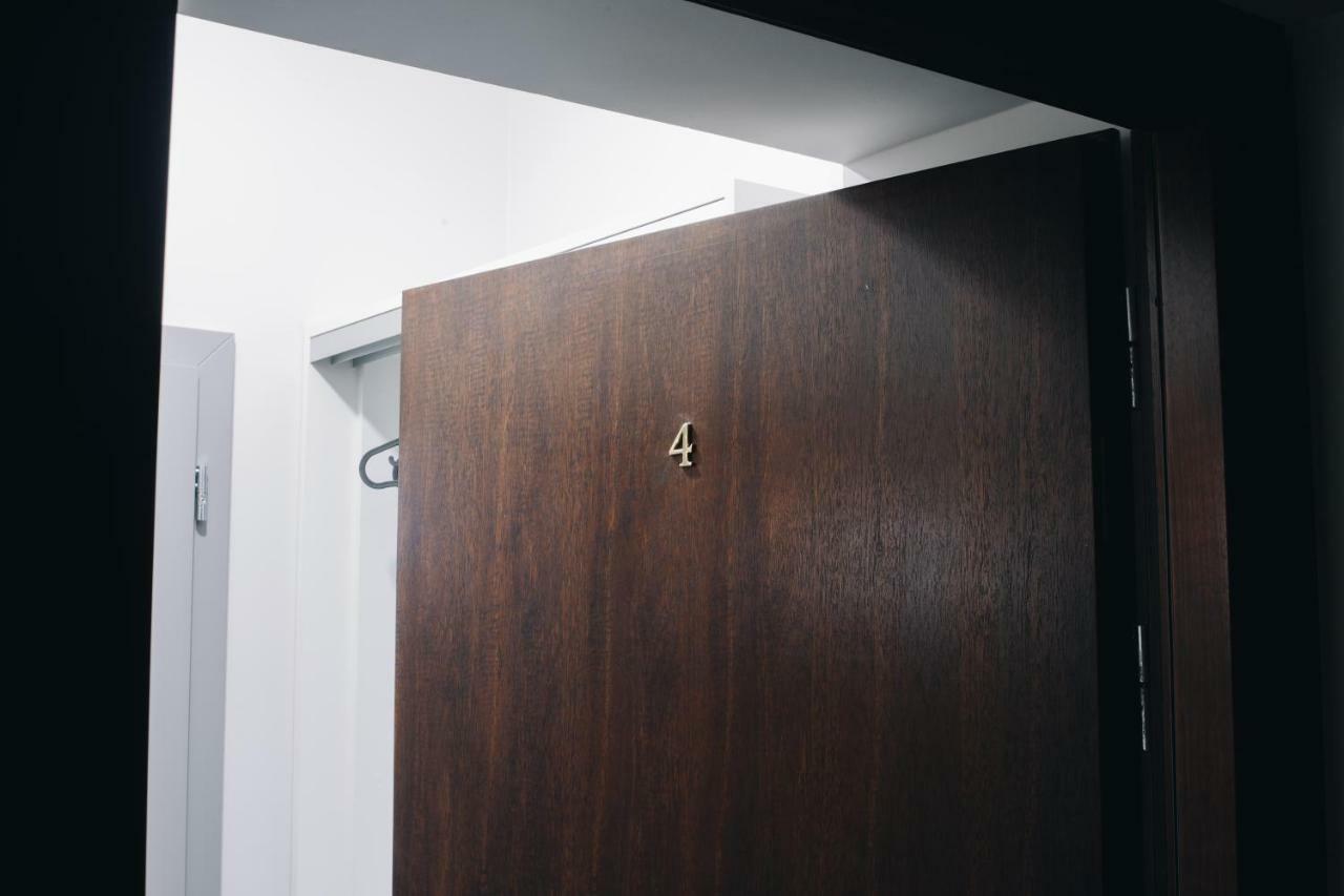 M4 Main Square Studio Краков Экстерьер фото